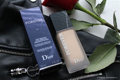 Dior Тональный крем Diorskin Forever SPF 35 .